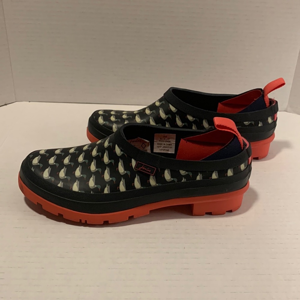 JOULES POP-ON RAIN SHOE size 7- great condition